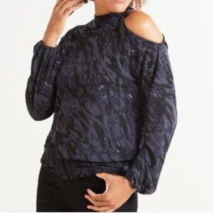 Evereve Allison Joy Bria Cutout Top in Blue Size Medium